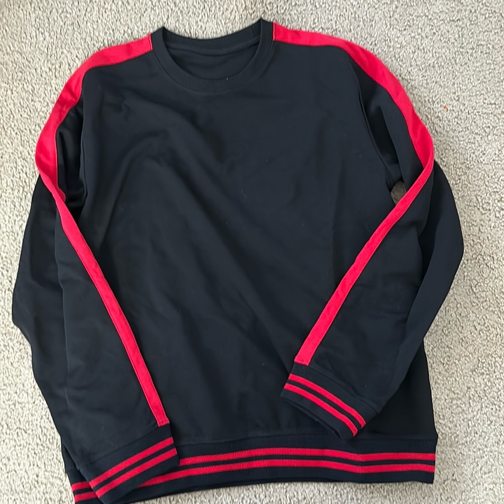 Long sleeve crew neck